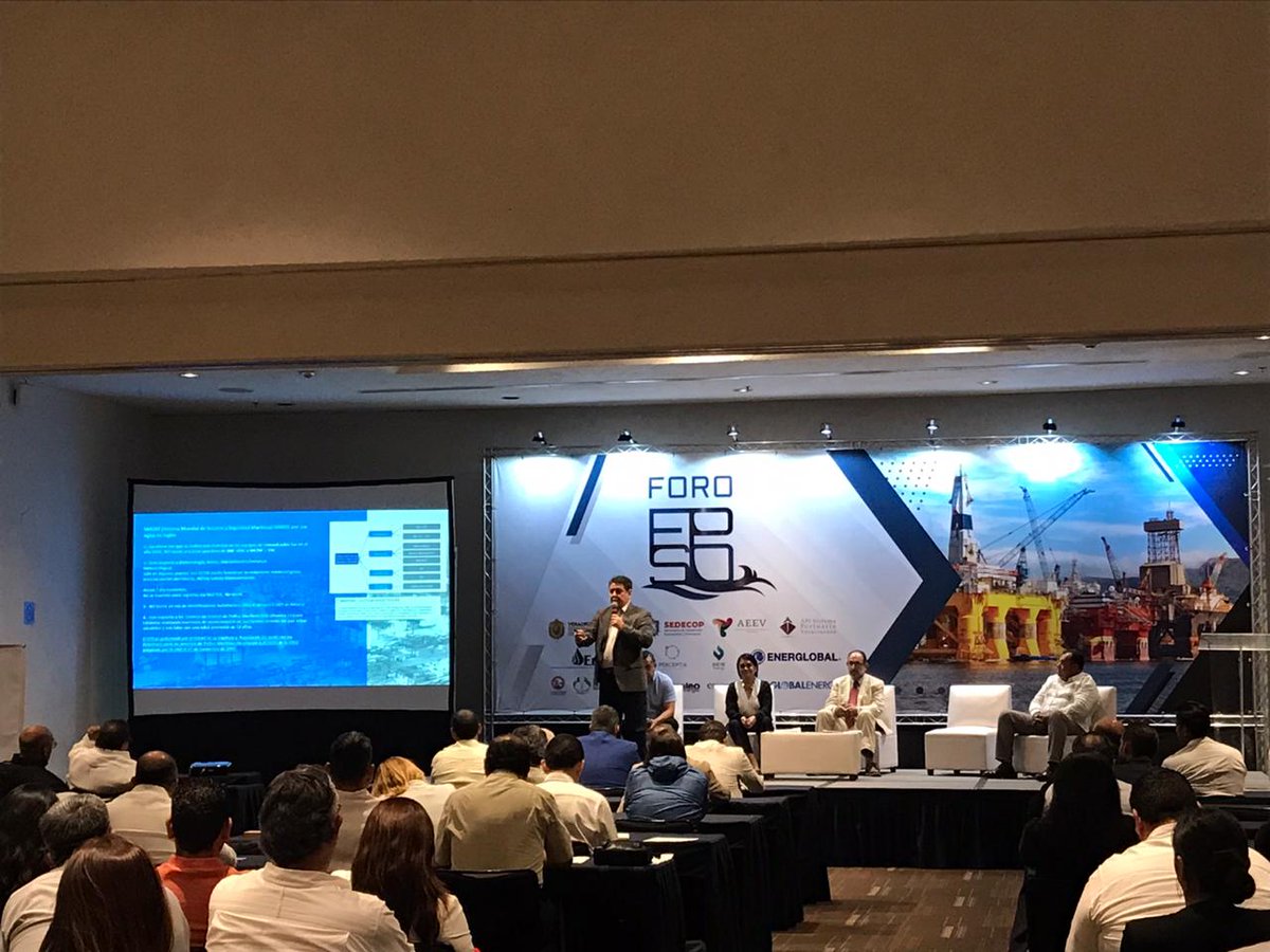 oilgasalliance's tweet photo. Cierra el Panel "El papel de la infraestructura portuaria y los planes frente a estas inversiones" con la participación del Ing. Eduardo del Ángel de #PRODAR #ForoFPSO y #Tecnologías #Offshore #México @GobiernoVer @SEDECOPVer @APISPV1 @aenergiaver https://t.co/EanM7UPaer
