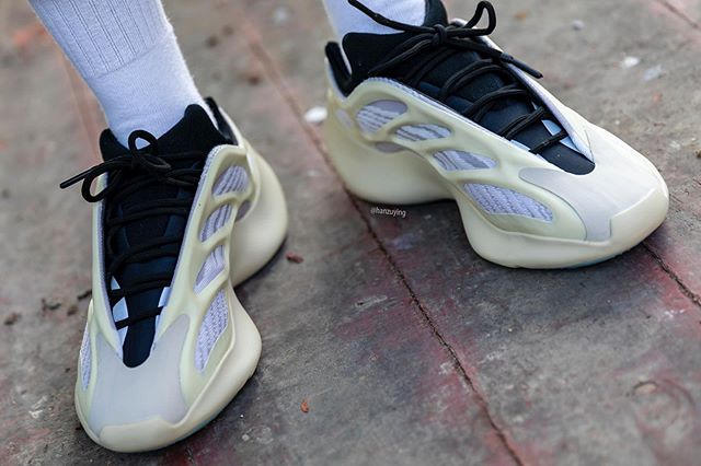 adidas gazelle silver green womens adidas Yeezy 700 V3 Azael  YankeeKicks Online