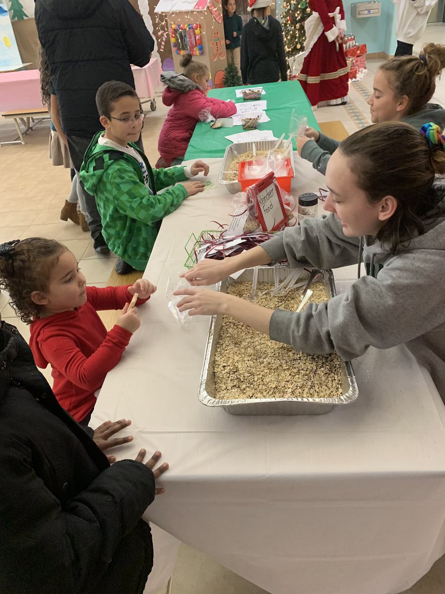 JmfPta's tweet photo. The 2nd annual WINTER WONDERLAND was another amazing success! It is so special to see our students and their families enjoying such a fun night! Thank you to ALL of our sponsors, teachers, and parents who volunteered their time and talents @jmfeclc #wcmm https://t.co/HvGp9MK9ZE