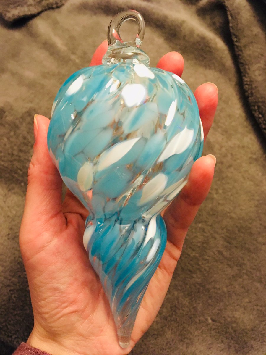 AmandaWhispell's tweet photo. We went to the @corningmuseum this past weekend (you must go!) and I had the chance to make my own ornament! I was especially taken by the work of @vetropod (https://t.co/vkr2p24etN); I wish I had found him before the #entsoc19 symposium! I must lean how to flanework insects! https://t.co/eAzB9WnR4o