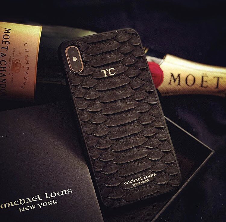 Michael_Louis_'s tweet image. Life should not only be lived, it should be celebrated. #BlackPythonCase
(Photo by @tum_chiangmai)
#MichaelLouis