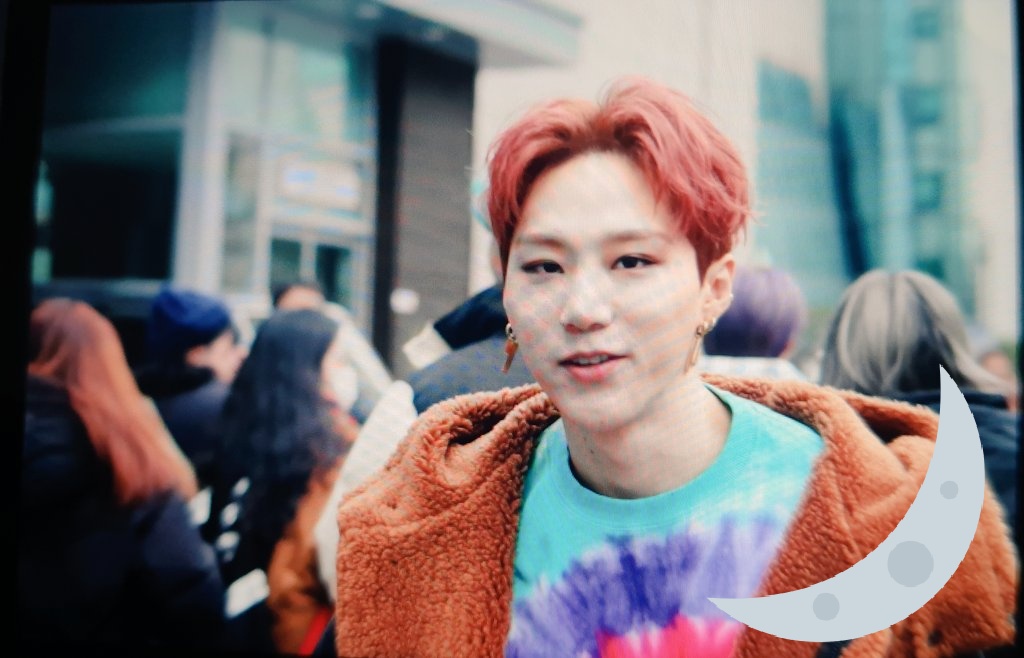 BonneNuit_BC's tweet photo. 191213 뮤뱅 재출근 프리뷰
I love U so much.
#1TEAM #원팀 #BC #비씨 #진성호 #ONE #MakeThis #BonneNuit_BC @1team_twt #1TEAM_Comeback_MakeThis #HisStyle #HisAttitude #Legendary #ThatNewColor https://t.co/IQvwTNtnTn