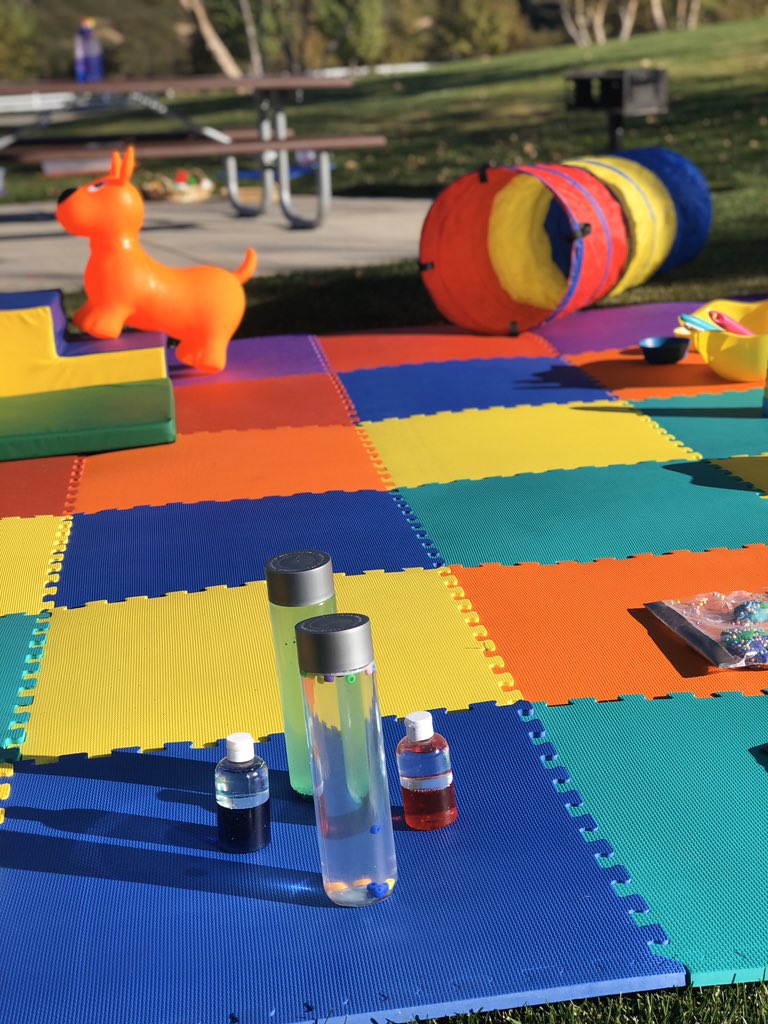 memahouse_'s tweet photo. What do you feel is the most important part of play? 
•
There are so many different types of play but they all have a few things in common!
❤️
❤️
#playbasedlearning #softplay #earlyyears #learningthroughplay @NAEYC https://t.co/Bp6db4WaVK
