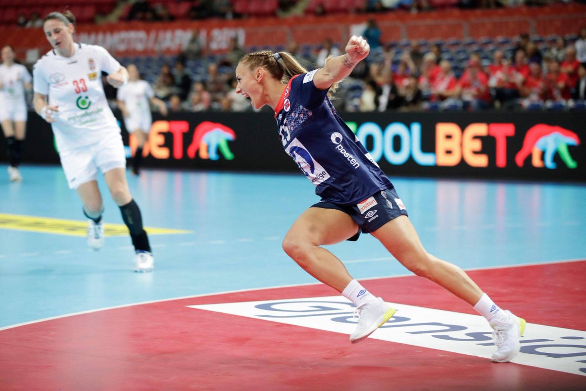 🇳🇴 Norge - Spania 🇪🇸 12:30 ⏱

1️⃣ Hvor mange mål scorer Norge?
2️⃣ Hvor mange scorer Oftedal?
3️⃣ Hvor mange scorer Løke?
4️⃣ Retweet 🔁

Én vinner får tur for 2 personer til håndball-EM for herrer i Trondheim i januar 🥇
Fly, hotell og kamper(!) er inkludert 😍