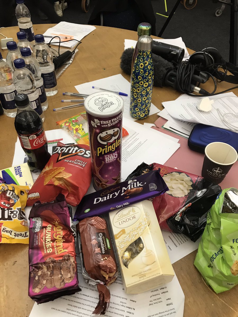 isabelmarsans's tweet photo. .@ElinaBmkhnv #SnackSelection i think we win https://t.co/omN9BU16pQ