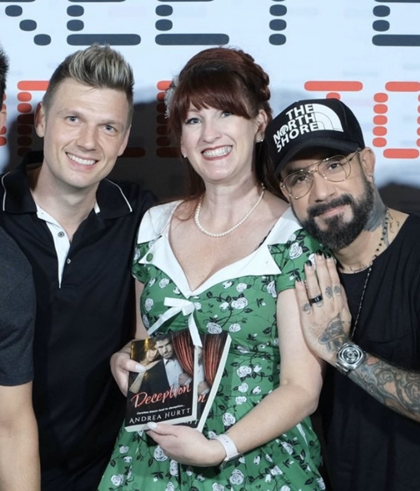 Dark_Hunter's tweet photo. @nickcarter So did Alex let you read my book? Sorry about what I did to Aaron in the story! But I did write most of it 8 years ago. It took that long to decided to publish it https://t.co/D4OrzjPJYj