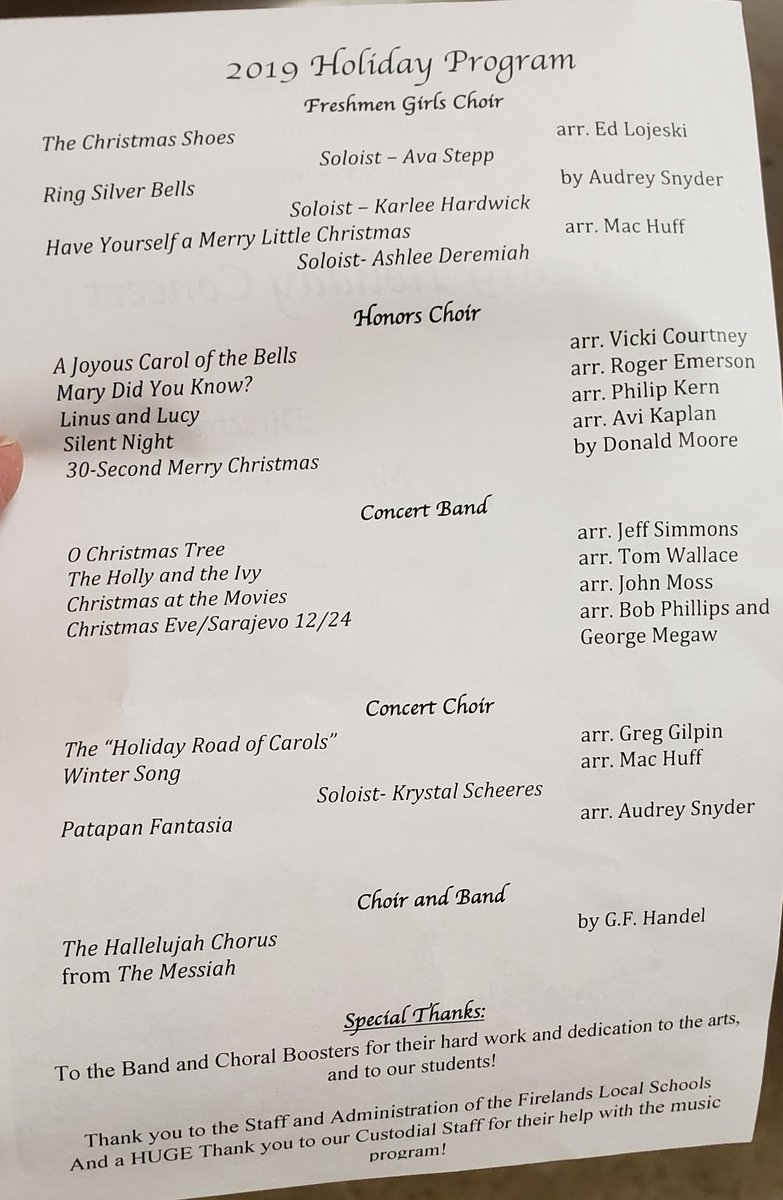 Falcon_update's tweet photo. It's standing room only at The 2019 Holiday Concert! It is a wonderful event-we are very proud of all of you!
@firelandschoir @FirelandsBand
#FirelandsFalcons #FalconPride #beenwaitingallyearforthis https://t.co/lvw9TXaeQM