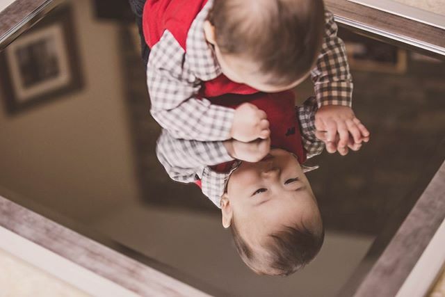 TNorthPhoto's tweet photo. Mirror Mirror on the floor... #babyphotography https://t.co/Yf03V2WOPF https://t.co/KuGxH1StnI