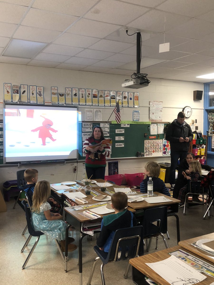 Our teachers are amazing <a href="/HillsmereESAACP/">HillsmereESAACPS</a>❤️! <a href="/NJCAT77/">Catherine Hughes</a> <a href="/JessicaROwens/">Mrs. Owens</a> <a href="/NathansClassHES/">Mrs. Nathan</a> <a href="/HillsmereMedia/">Jennifer Bauer</a> <a href="/Dmconway10/">Mrs. Conway’s Class</a> #BedtimeStoryNight