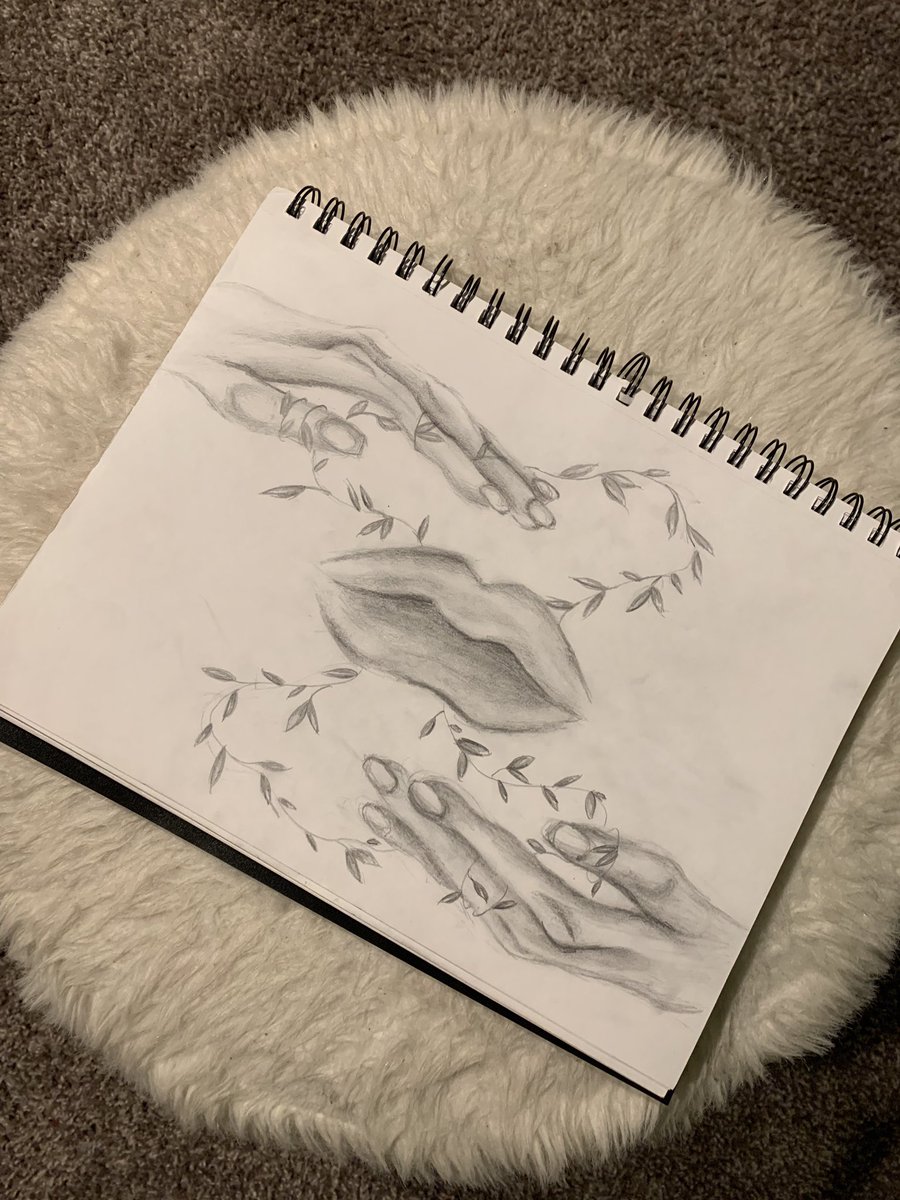 hadeelio123's tweet photo. some recent hadoodles https://t.co/QWOUyyPKSG