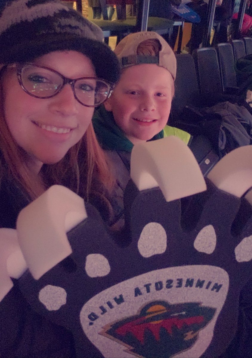 jacemilomom's tweet photo. #mnwild https://t.co/aZbdOh4rGN
