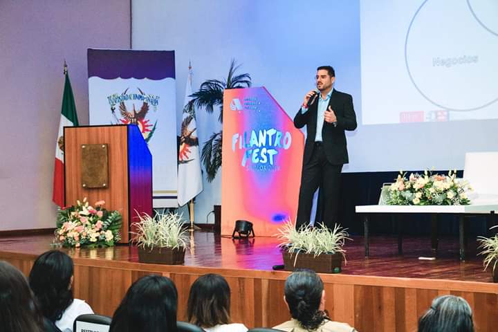 Japdesinaloa's tweet photo. Es así como cierra el Filantrofest 2019 y la JAP Sinaloa se enorgullece en agradecer a todos los que participaron, así como los felices ganadores de los premios, y claro a toda la comunidad sinaloense que vivió y disfrutó cada uno de los eventos. ¡ LOS ESPERAMOS EL PRÓXIMO AÑO! https://t.co/YMrUWsrfSd