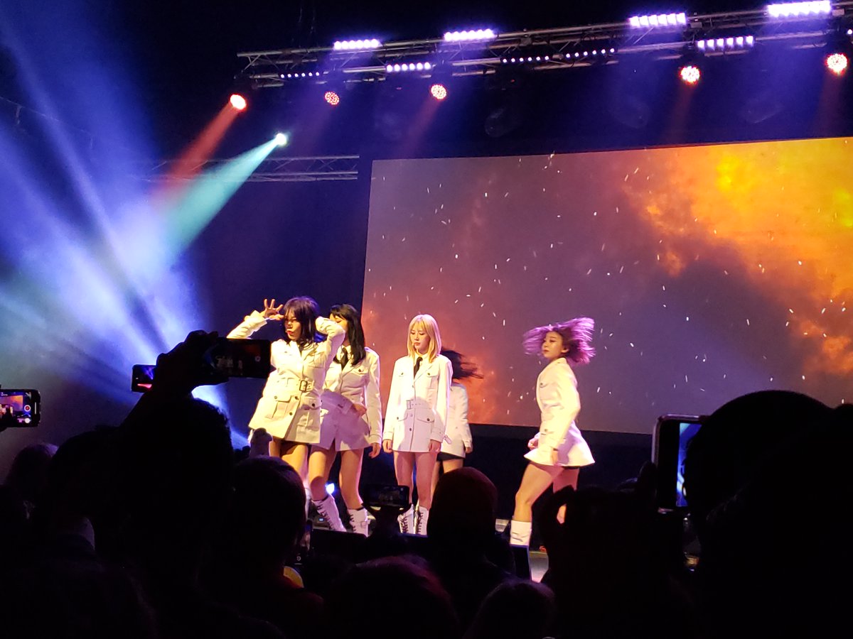 Drahzaar's tweet photo. #DREAMCATCHERinDAL #드림캐쳐 #Dreamcatcher #DreamcatcherinUSA https://t.co/WvScljGMhr