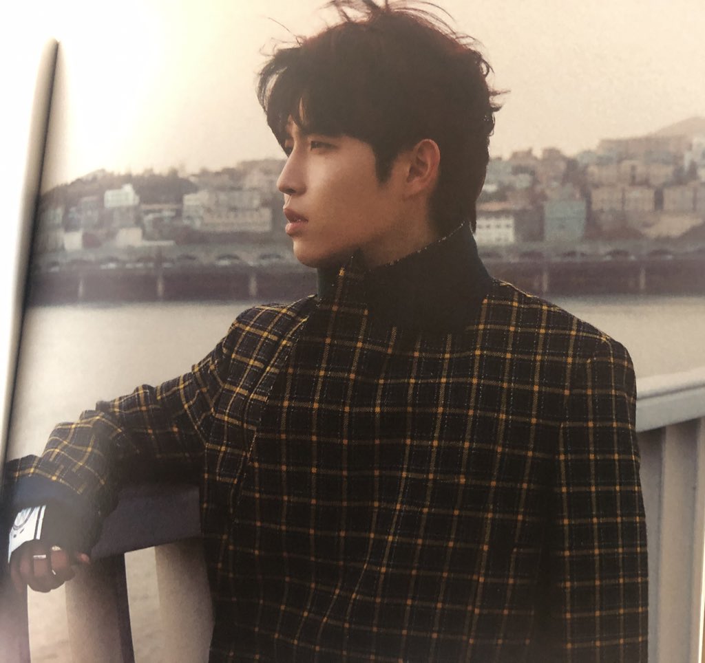 jaehwan_wind's tweet photo. 김재환.....어쩜 이렇게 잘생겼는데 https://t.co/oMPsd481LJ