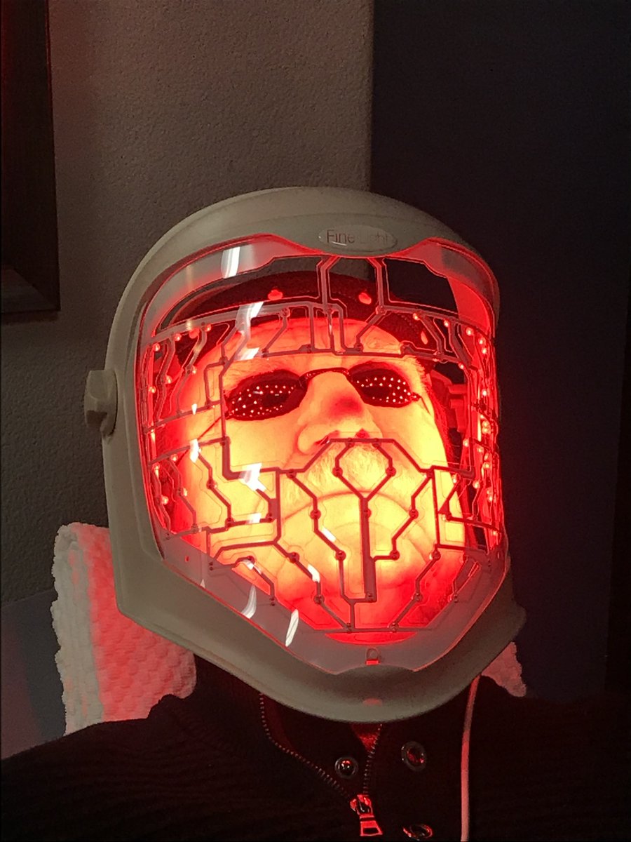 uscryoredding's tweet photo. Christmas lights for your FACE! 🎄 Red LED light is a powerful stimulant to the dermis and is an effective way to energize the cells of the skin, promoting the production of collagen and elastin, which helps to plump the skin and... https://t.co/f55qt6wZRP https://t.co/QcV6Cxq589 https://t.co/Woff24z4MW