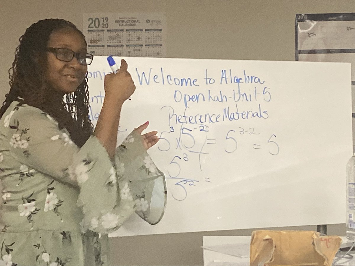 Another great evening of sharing best practices and instructional tips. @MoffettCounts Nikea is such a great facilitator!! Leading teachers in #AcademicDiscourse #TeachersMatter #DreamTeamsCollaborate 
@rlc1908 @SpringISD_Curr