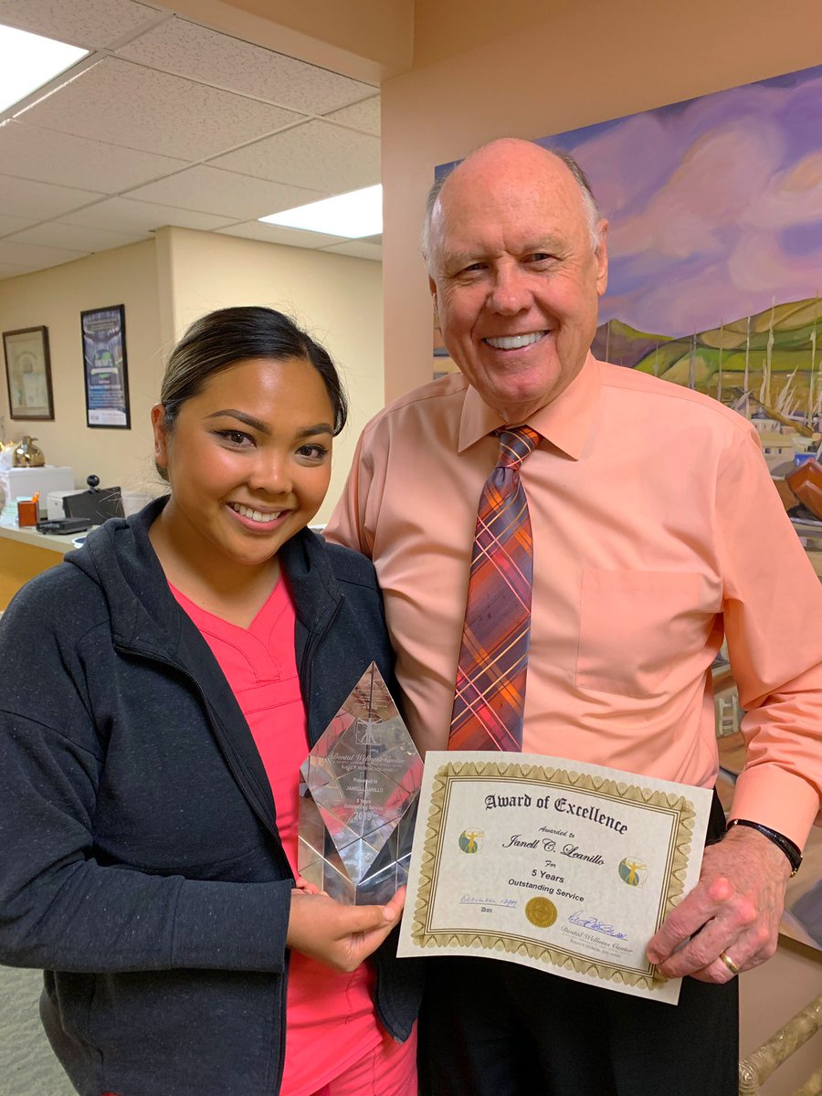 DDSHolistic's tweet image. 5 Years of Outstanding Service by Janell our hygienist. We are going to miss you! Congratulations and best wishes on your new endeavors. 

LongBeachHolisticDentist.com

#DentalWellnessCenter
#RobertPaymentBrianDDS
#5YearsService