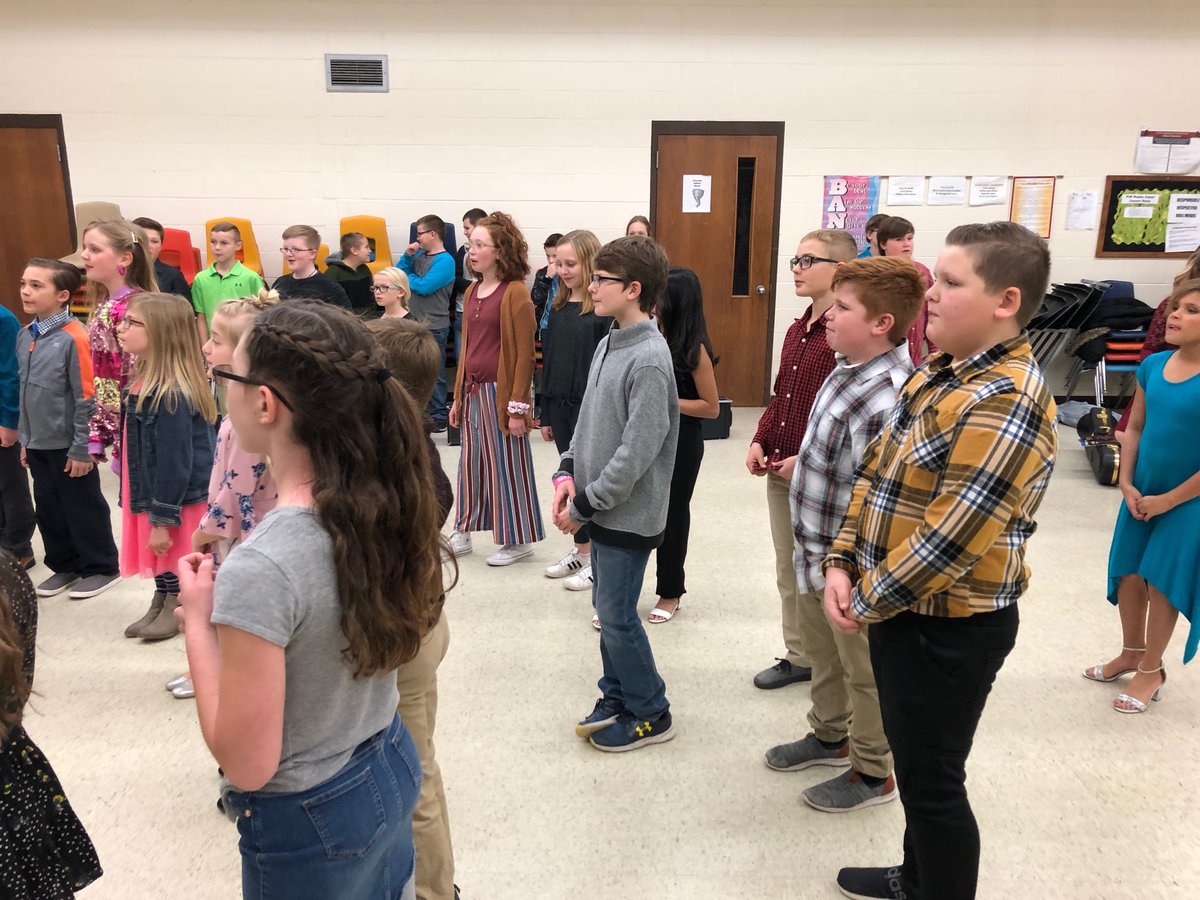 BeccyVerHeul's tweet photo. Winter Concert #MELearns https://t.co/uGAKe7a1O5