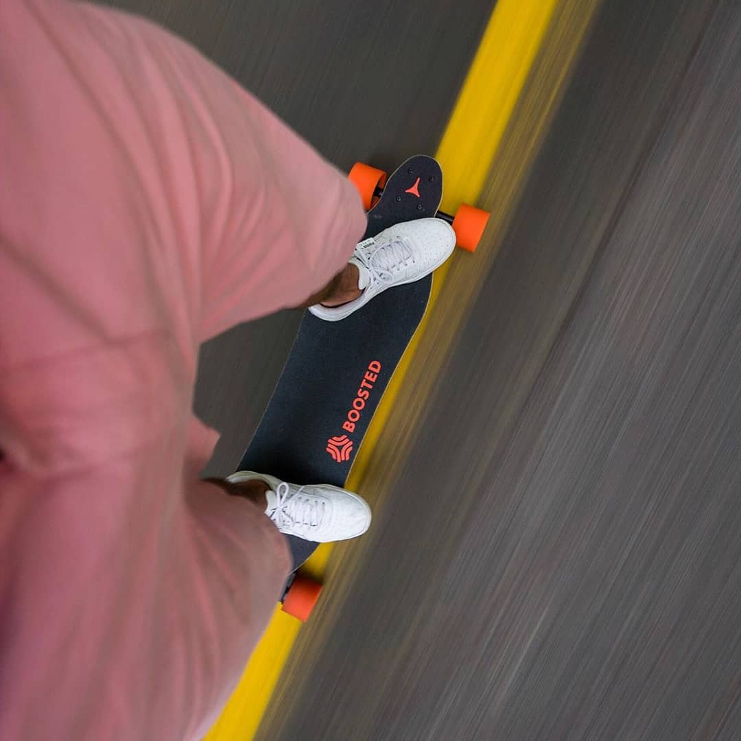 Missing shorts weather 😩

How are you coping?? Asking for a friend.
_
#boosted #boostedboards #boostedboard #boostedboardsownersclub #skateboading #longboading #eskate #esk8 #esk8squad #seattle #tech #fast #clean #commute #charge