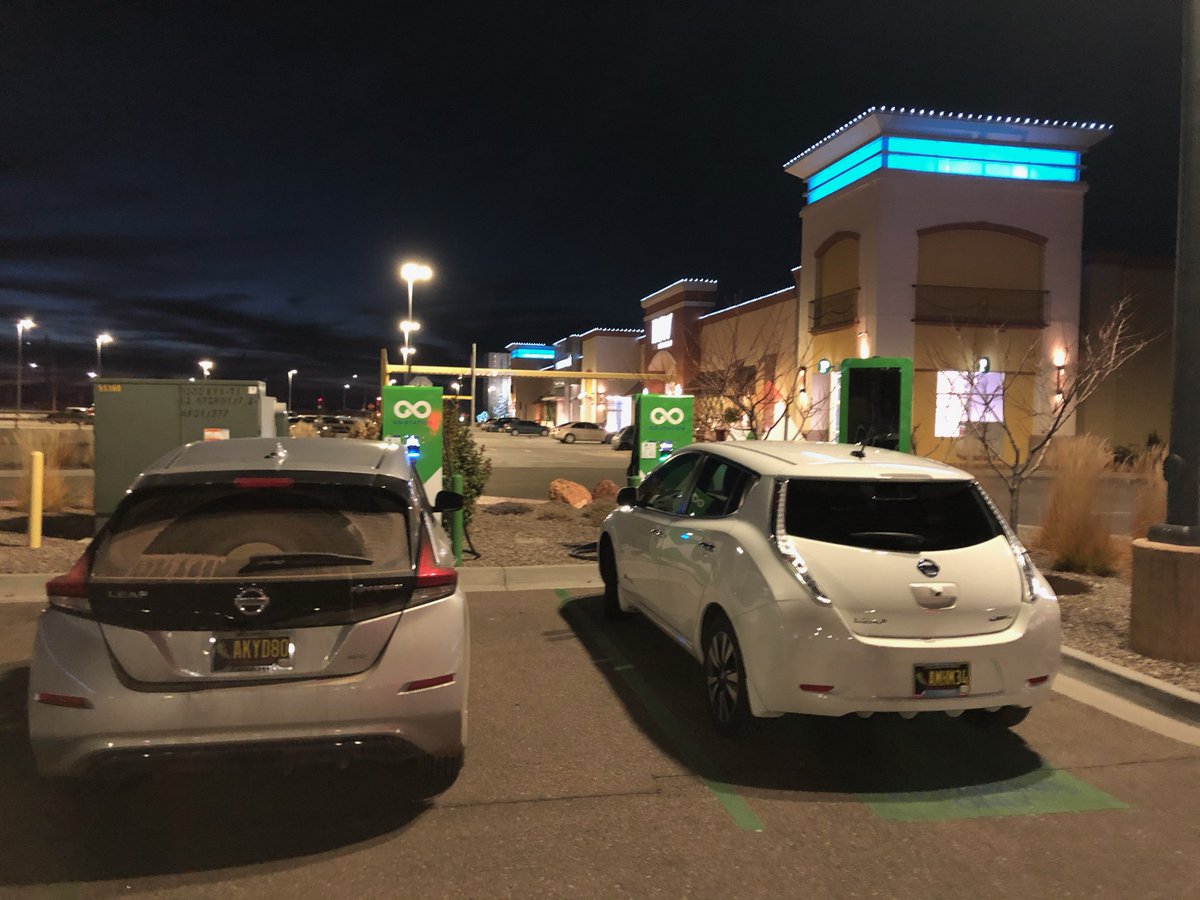StuABQ's tweet image. Go-Stations at Winrock Albuquerque are live with paying customers. 😃
