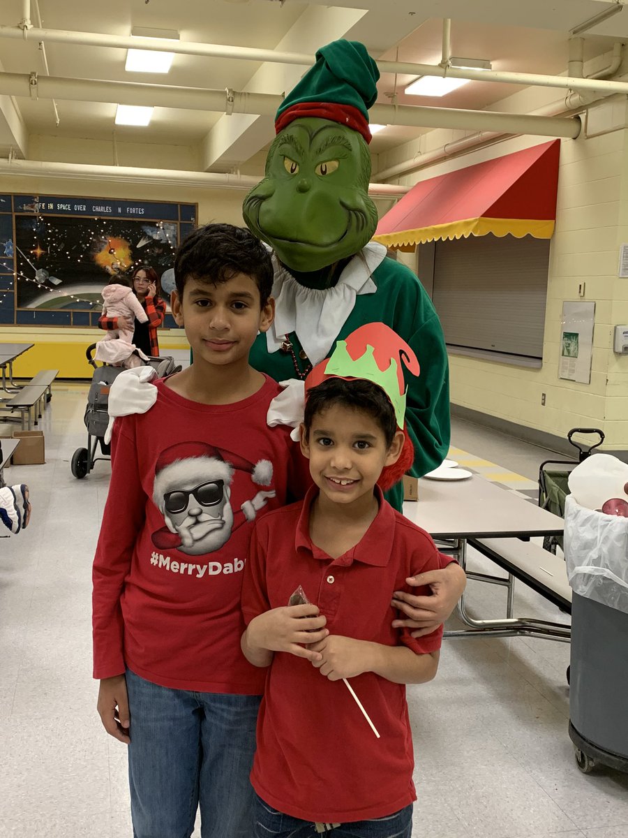 Elves Worshop @ElementaryLima &amp; Fortes was such a joyous time!  We serve such wonderful students and their families.