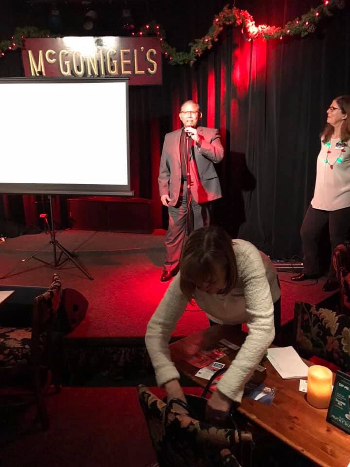 Reyna2020Reyna's tweet photo. Anoche estuvimos en el evento de Bayou Blue Demócratas.
 https://t.co/JZA8U6aakw
 #Texas #Houston #Bluewave #HCDP #TeamHCDP #HarrisCounty #Democrats #Astros #Texans #Electionsmatter #2019Elections #2020Elections #wegotthis https://t.co/YBUXFmfZQ2
