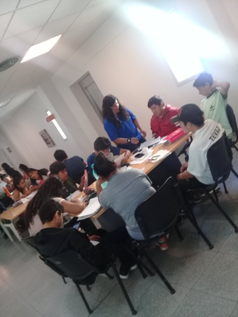 lubassi's tweet photo. Ya falta poco para rendir y ellos aprovechan cada minuto #PlayonesEducativos #Clasesdeapoyo #BibliotecaProvincial #Politicassocioesducativas @SaltaEduca2030 @matiascanepa @DipTorres https://t.co/35IKEGNJW4