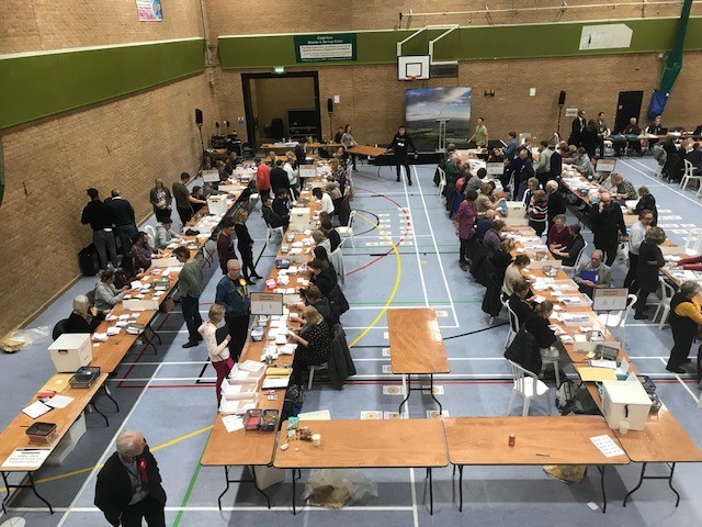 #GE2019 #trustednews

CHIPPENHAM COUNT

01.40am - the second stage count has begun! Not loing now, we hope!