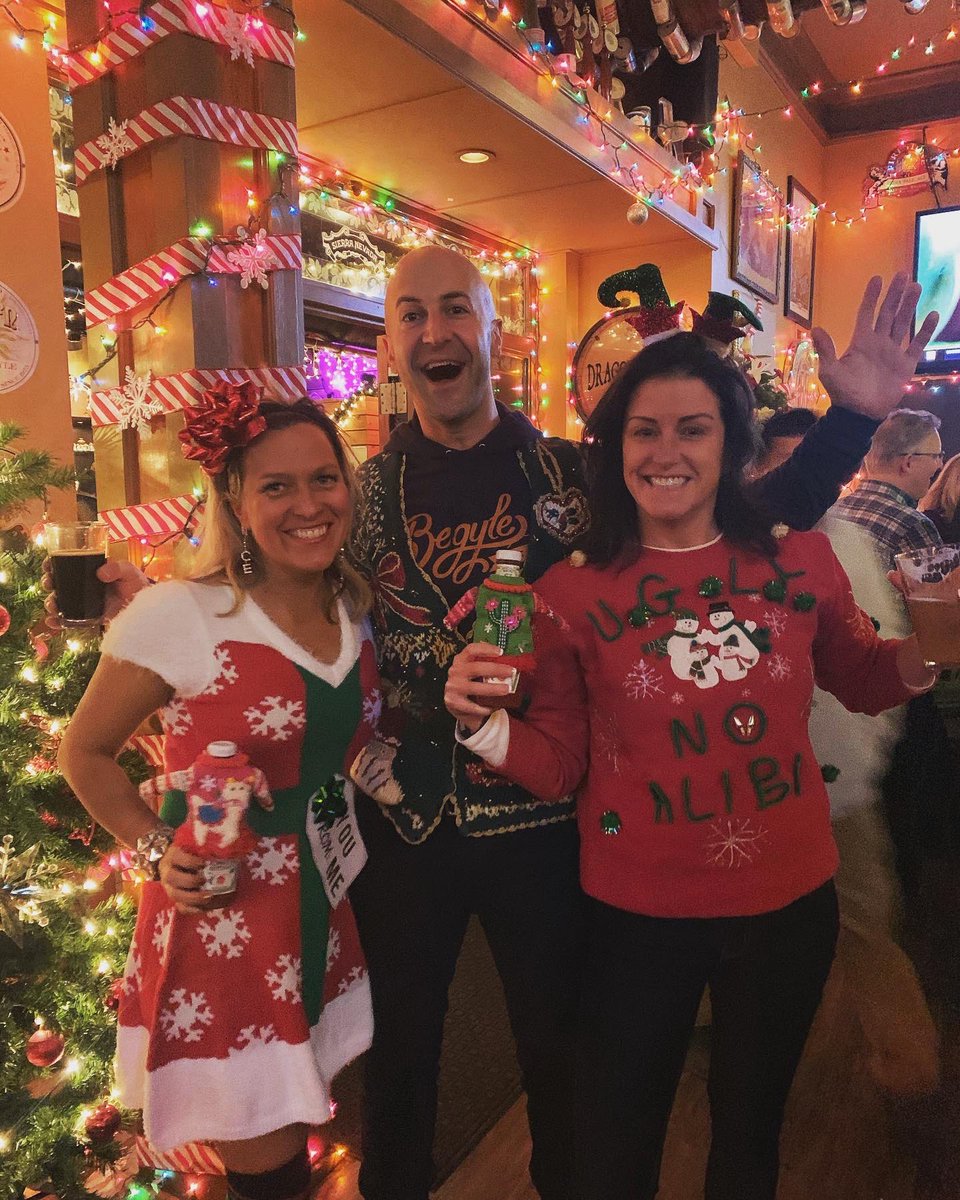 SheffieldsBBQ's tweet photo. How ugly is urs? Come on down tonight with ur ugliest sweater, drink sweet @BegyleBrewing festive brews & win awesome prizes! #Brewerytour, ba beer, gift cards & swag up for grabs. Winners announced at 10pm!!
#uglysweater #brewlights #begylebrewing #craftbeer #thirstythursday https://t.co/UbOe9NqLEF