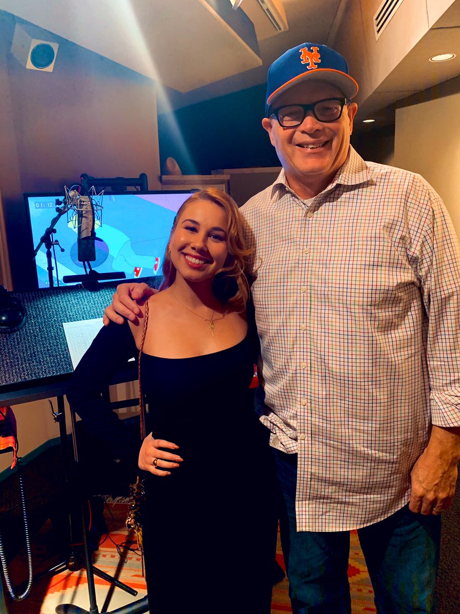 HaleyReinhart's tweet photo. Wrapped up #season4 of @iFisforFamily today!!! Here with the legend himself, @mikepriceinla 🙌 So excited for you all to crack up with us. Also got to meet #islafisher at the studio so that was cooool 😻 #fiff https://t.co/Y9TDCahrnG