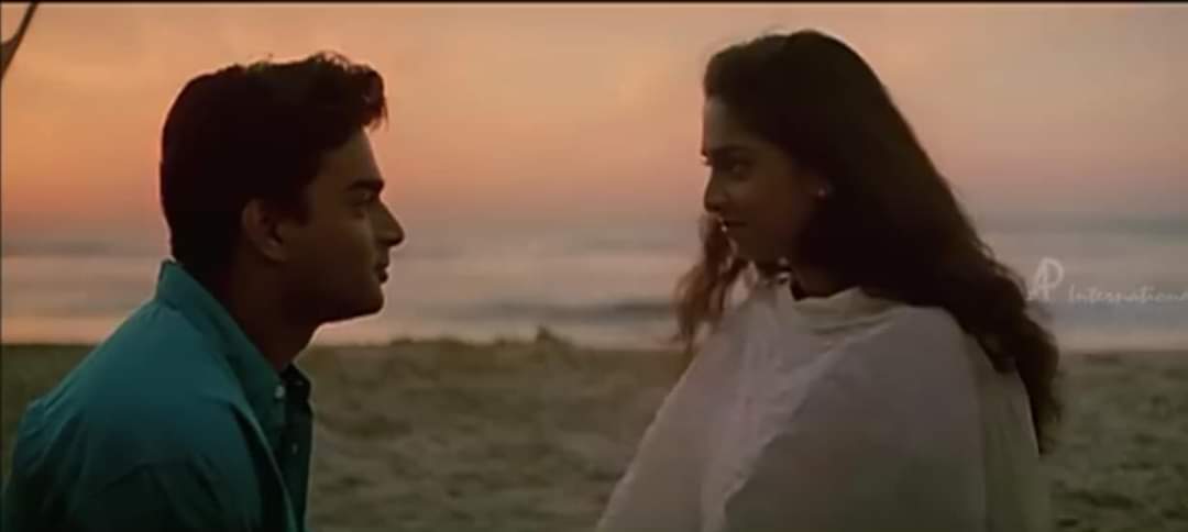 கண்கள் உறங்கவொரு காரணமுண்டோ,கண்ணனை இன்றிரவு காண்பதன்முன்னே?பெண்களெல் லோருமவர் வீடுசென்றிட்டார்;பிரிய மிகுந்தகண்ணன் காத்திருக்கின்றான்;Is there any reason to sleep?before seeing Kannan tonight?All the girls have returned homeBut beloved Kannan is waiting.