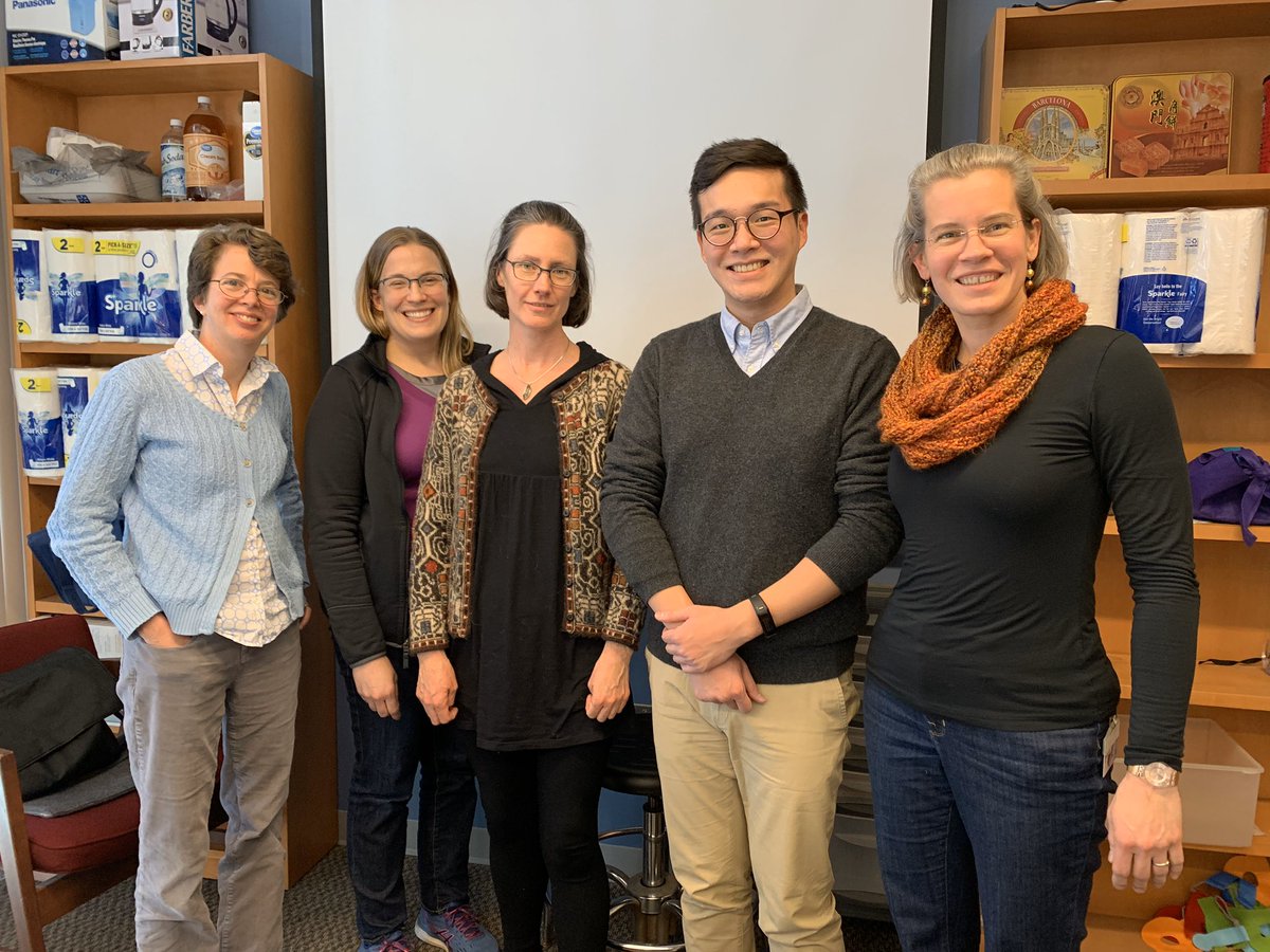 HenryHsiung's tweet photo. Happy to share that I have completed my MS thesis defense today! Thanks to all the constructive advice from my committee. Now get to work on final revision of the thesis. Also, very proud that I am now officially a PhD candidate in the @kfzhangxin lab! https://t.co/2aEt1kr8AS