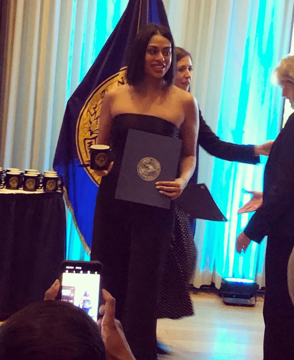 swetac's tweet photo. Thank you @PressClubDC for the “Vivian Award!” Science and journalism > hyperbole and alternative facts #factsmatter #truthmatters #truthtopower #evidencebasedreporting https://t.co/oPNpYcwc7Y