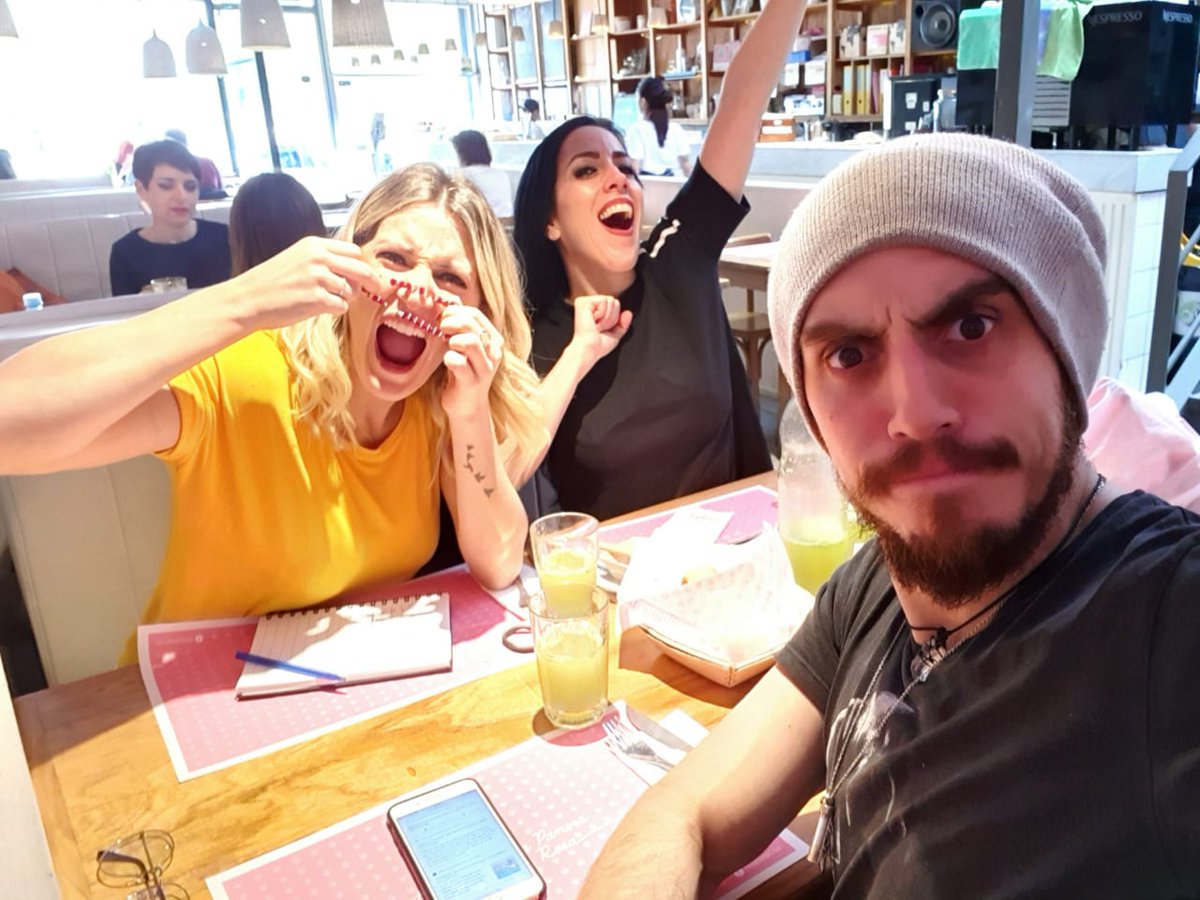 MicaReligion's tweet photo. El mejor team que tuvimos. Si no nos habrán brindado grandes momentos 💚 https://t.co/i2DEOX8gjF