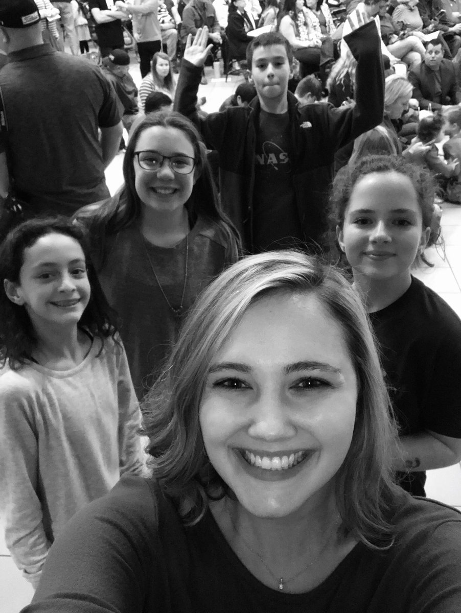 Loved seeing some of my old 5th graders tonight! #bearshine