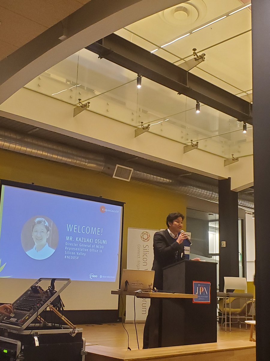 roxtsl's tweet photo. Full house @hanahaus for Japanese Pitch Night courtesy of @SVForum and NEDO with 5 Japanese startups
Going to be a fun learning night! #JapanGoesSV #hanahaus 
#startups https://t.co/XxJQeFVFUl