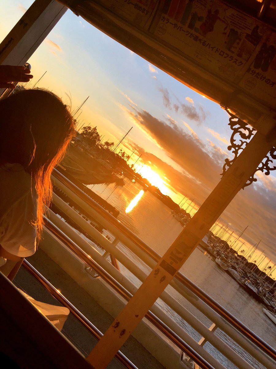 MattuRei's tweet photo. 約1週間のホノルル旅行
飯はうまいし景色は綺麗だしあったかいし最高。来年はどこに行こうか https://t.co/gkMBQ9cBiS