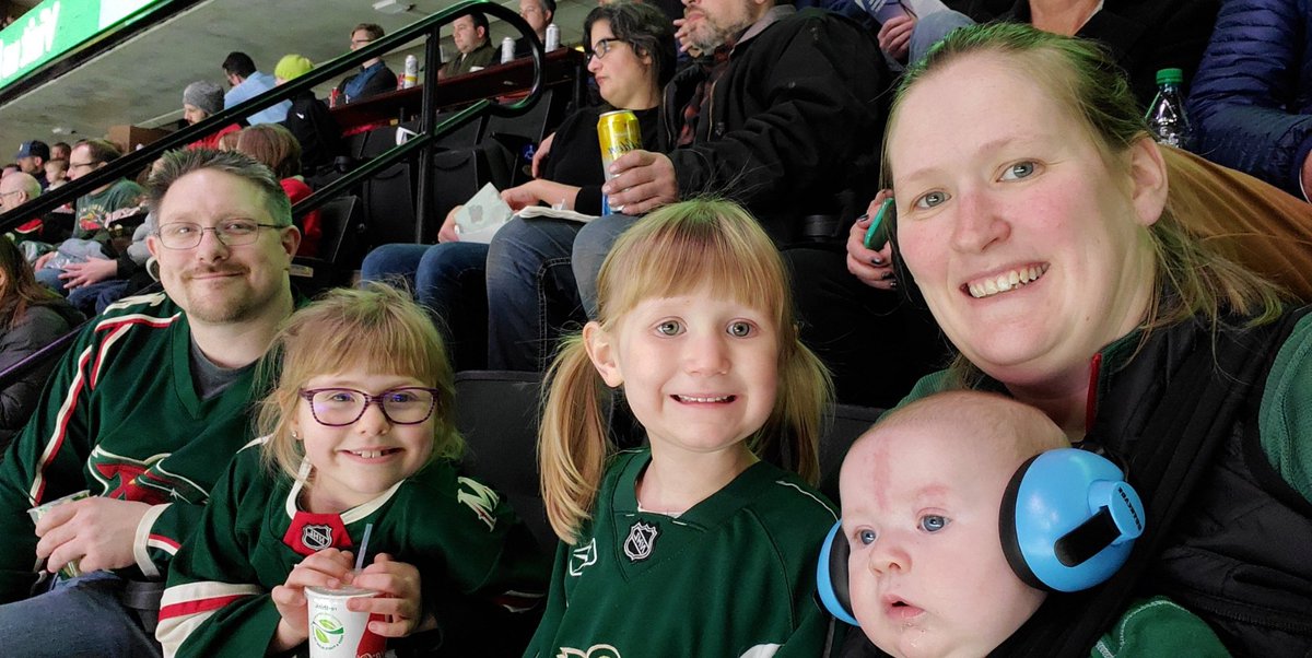 sakry_l's tweet photo. ❤family time❤ #MNWild https://t.co/24XrIMg9GT