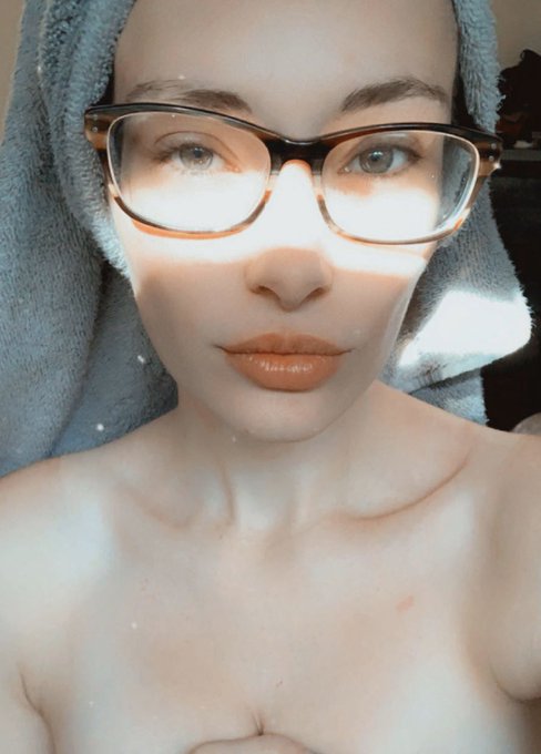 Nothing like a morning shower to wake you all the way up https://t.co/Kq7TQasV0I