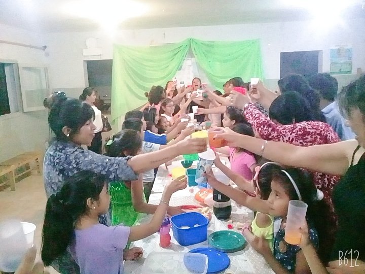 Cierre del Playon de Folklore de Barrio las Palmeras..gracias x éstos espacios de baile y recreacion! Desde politicas socioeducativas desde el ministerio de educacion <a href="/GustavoSaenzOK/">Gustavo Sáenz</a> <a href="/matiascanepa/">Matías Cánepa</a>