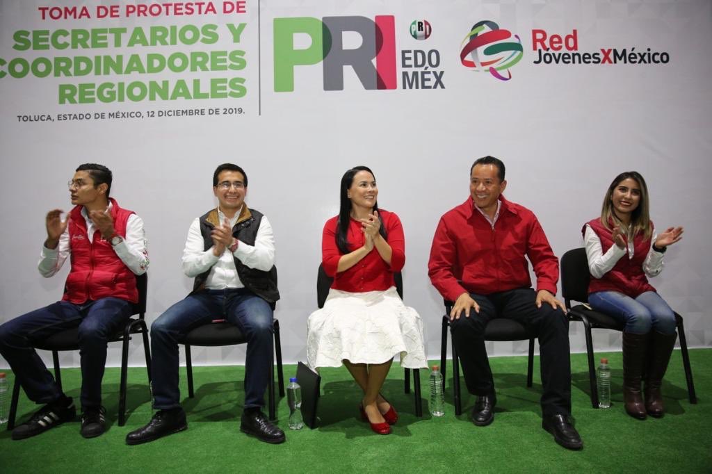AlejandraDMV's tweet photo. El @PRI_EDOMEX es de Uds. Óiganlo muy bien, son y serán uds protagonistas en 2020 y lo serán aún más en el 2021. Este, es el partido de los jóvenes revolucionarios e institucionales. El partido más estable. Aquí no hay caos. Aquí hay armonía democrática, y futuro político. (1) https://t.co/73hnXeV1dr