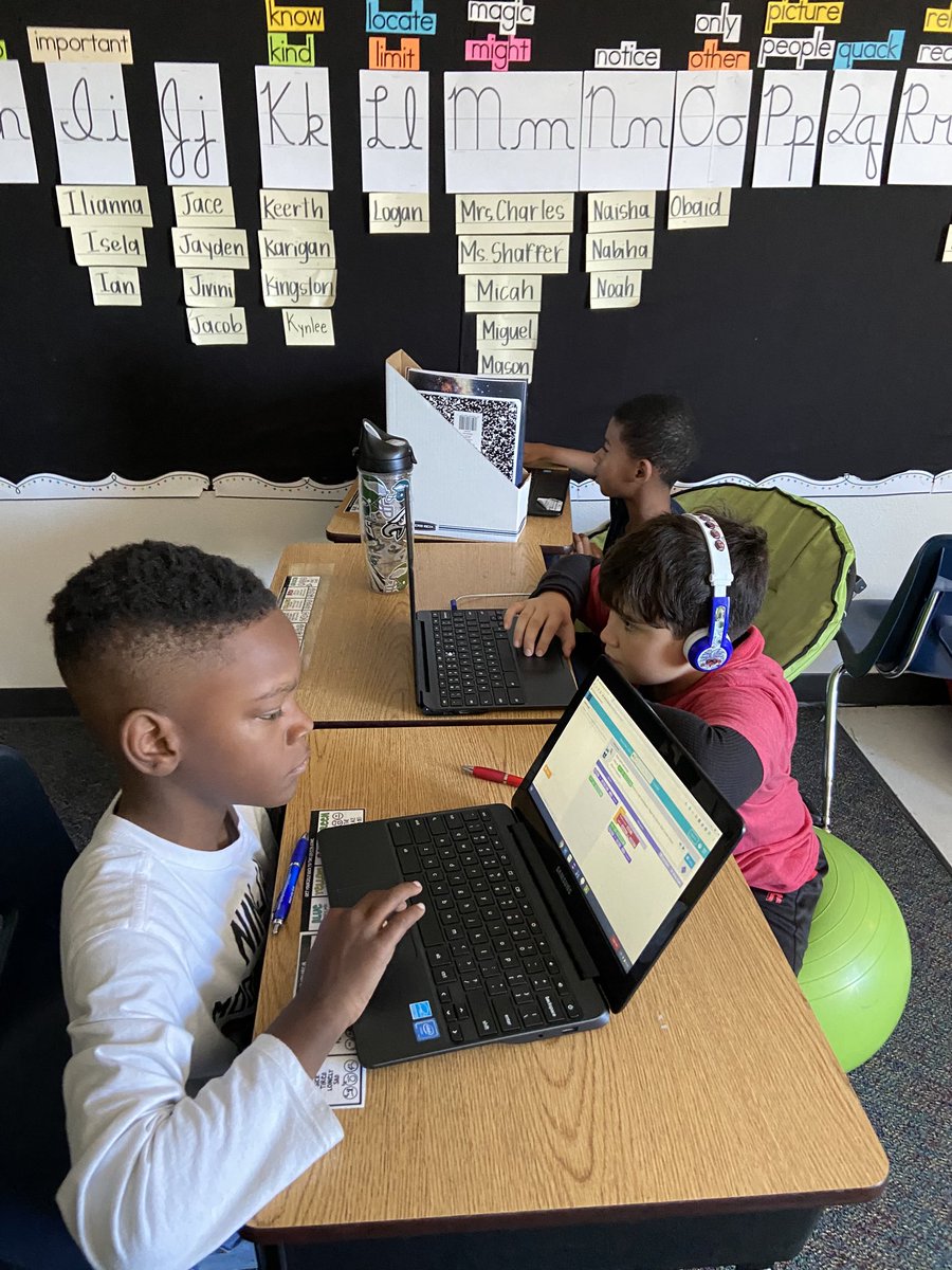 CharlesM3rd's tweet photo. Hour of code was so much fun! Thank you Mrs. Stevenson. ⁦@ElliottLearners⁩ https://t.co/4eRniLraNp