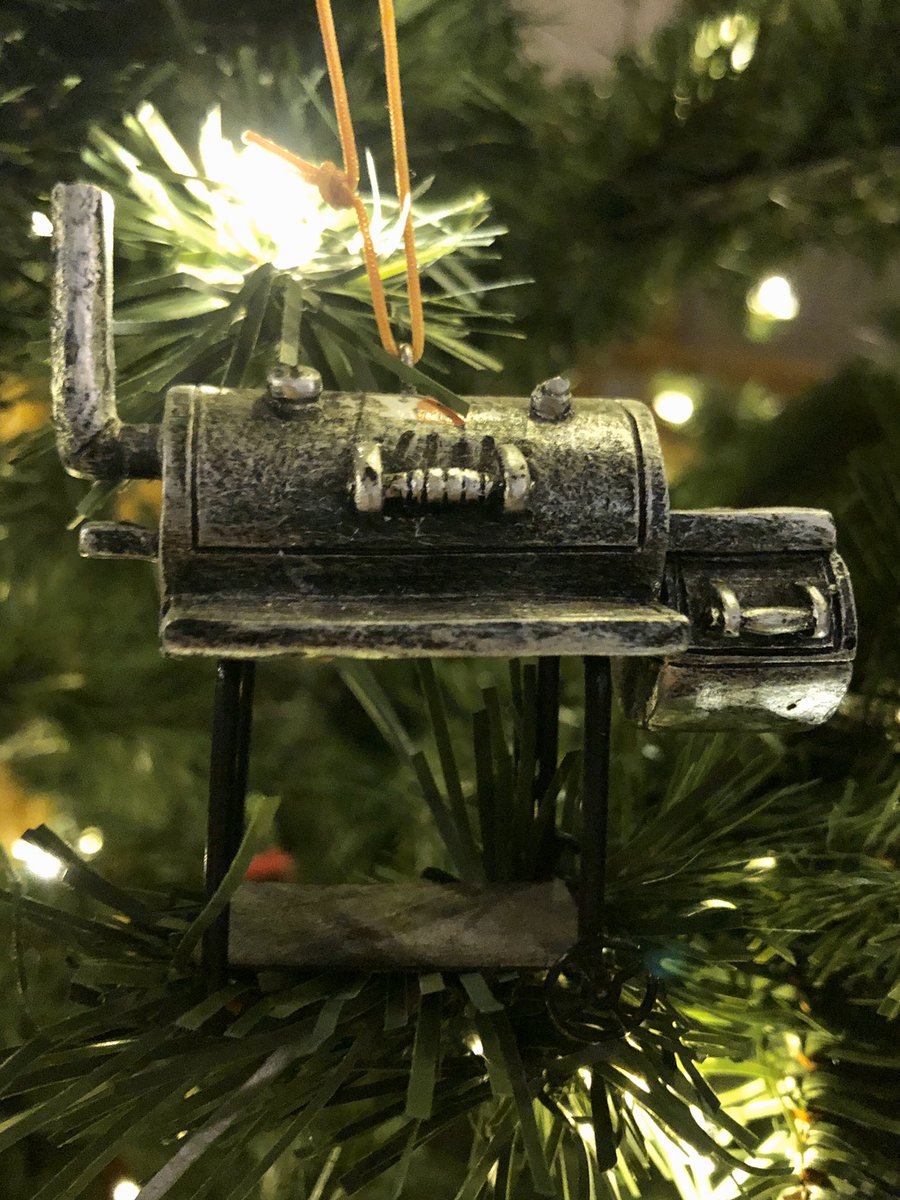 thatlumberguy's tweet image. Loving the tree this year thanks to friends @yodersmokers and @smokerbroker .Merry Christmas everyone!
.
.
#bbq #yodersmokers #yodernation #smokerbroker #whyiyoder #lovemyyoder #christmas #christmastree #christmasornaments #hohoho