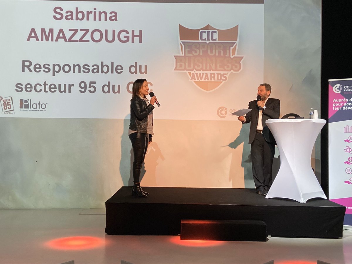 PKuchly57's tweet photo. Les talents en vedette hier soir à #AUVERS...@GendarmeriePjgn @Pauline_Dumail #lorqidee @les_jokers ...
#Reseau_lumentValDOise #madein95 @CCI_95 @CCI_Paris_IdF https://t.co/Datzmc8WRc