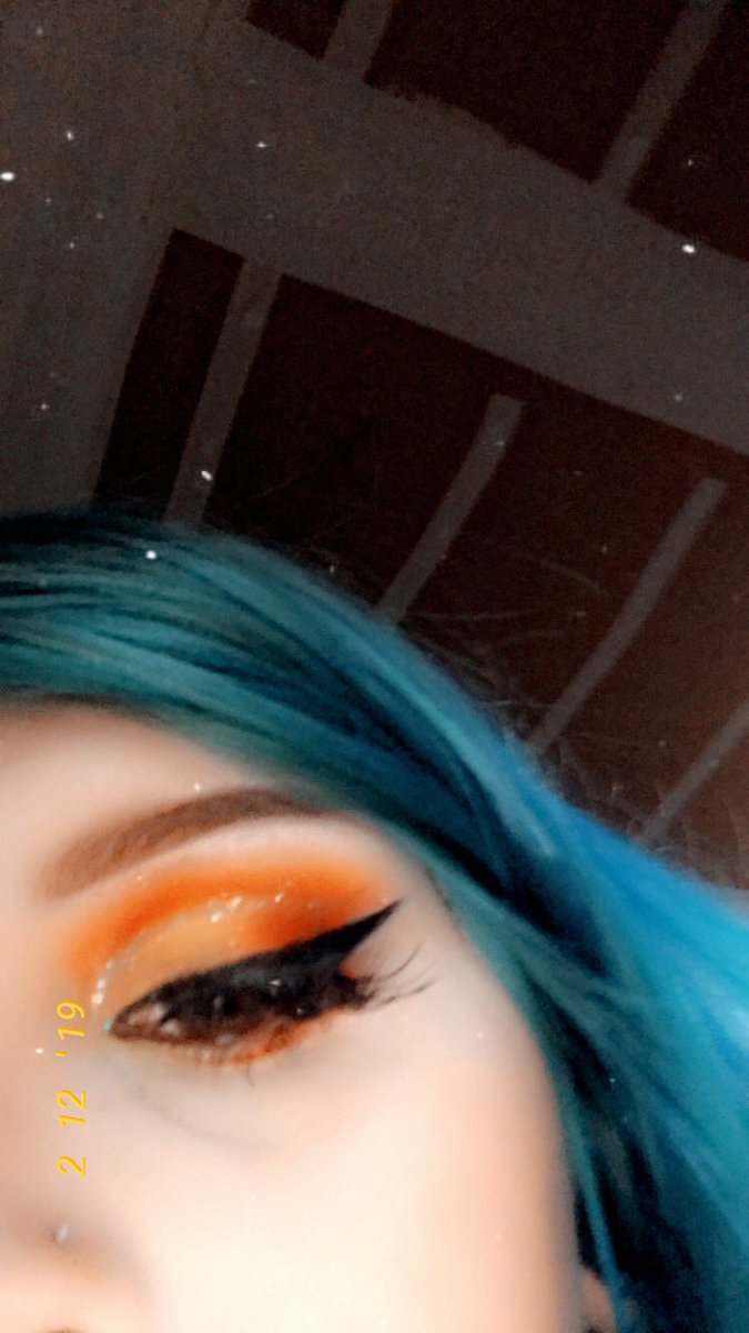 MuaJaneDoe's tweet photo. One more post for tonight, a look a did last week using conspiracy palette 💥💥
 #conspiracypalette #conspiracypalettelooks #jeffreexshane #makeup #eyeshadow #eyeshadowlooks #biglashes #eyelinersosharpitcouldcutaman https://t.co/iHptPlIg0A