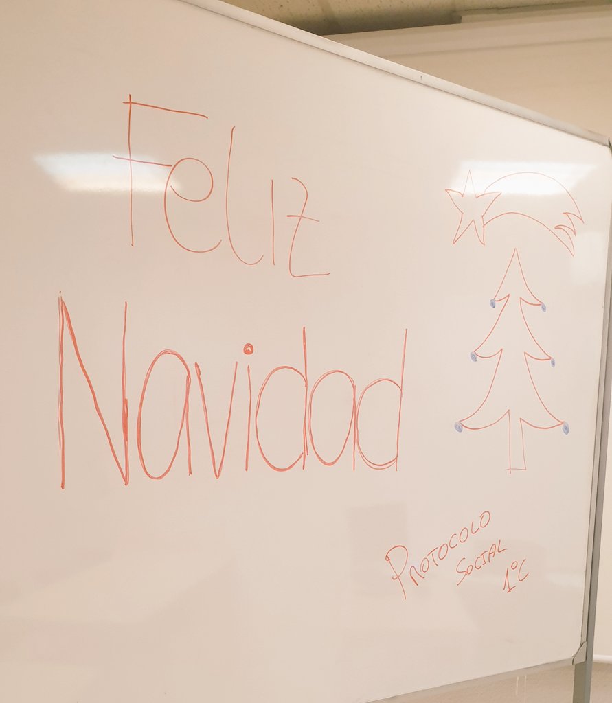 Hanami_Events's tweet image. Ayer terminamos las clases del.primer trimestre en @EIP_Madrid  y así me despidieron mis queridos alumnos.Mucha suerte en la semana de exámenes!!! #eipalumni #orgulloeip