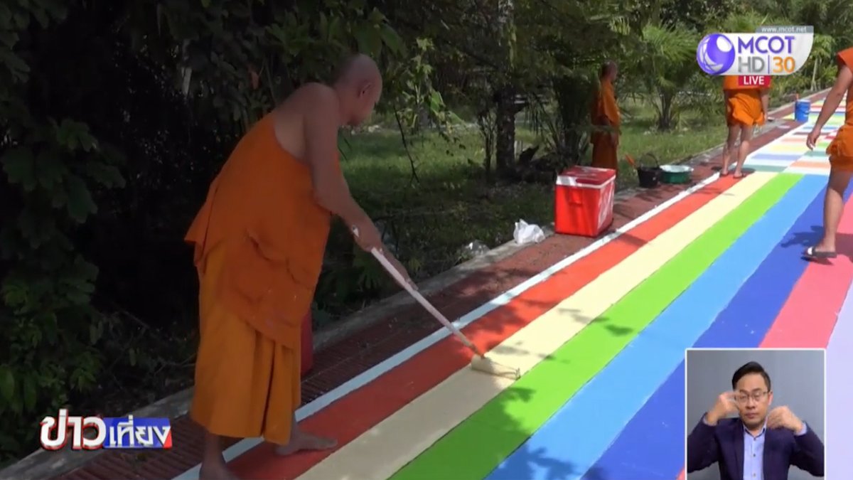 TNAMCOT's tweet image. เศรษฐีหมื่นล้านชาวมาเลเซียที่บวชที่วัดนาทวี จ.สงขลา พร้อมพระชาวมาเลเซีย 9 รูป ร่วมกันพัฒนาวัด และทำกิจวัตรหน้าที่ของพระสงฆ์ทุกประการ คลิก►mcot.net/view/Q4YbbPJ