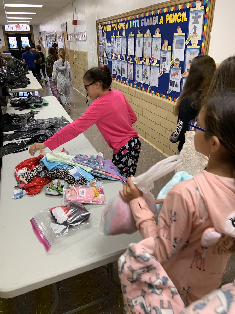 CourtFerraro19's tweet photo. Donating pj’s and a buddy play date makes for one awesome day!! #itsgottabeBHE https://t.co/6RV2zOmzmw