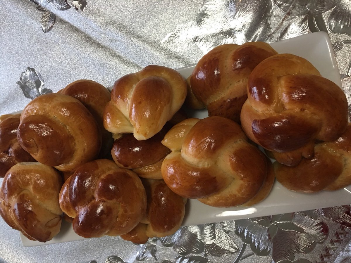 AromaofGreece_'s tweet photo. Our traditional, mouth watering, Greek desserts! Available now! https://t.co/GBsCOq5oXT