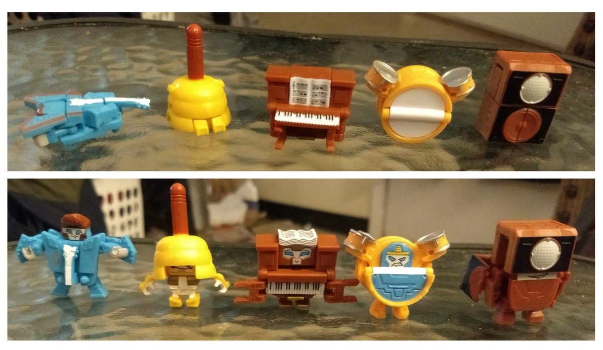 BOTTALKdotCOM's tweet photo. Unboxing Series 3 of @Hasbro's #TRANSFORMERS #BotBots toys! Figs are around 1-inch tall and convert between 2 fun modes in 3 to 5 easy steps. Reveal the mystery figure waiting inside!
https://t.co/4CKDSGRJDc
#BotBotsChallenge #FreeProduct #TransformersBotBots https://t.co/nPhbMiWvRt